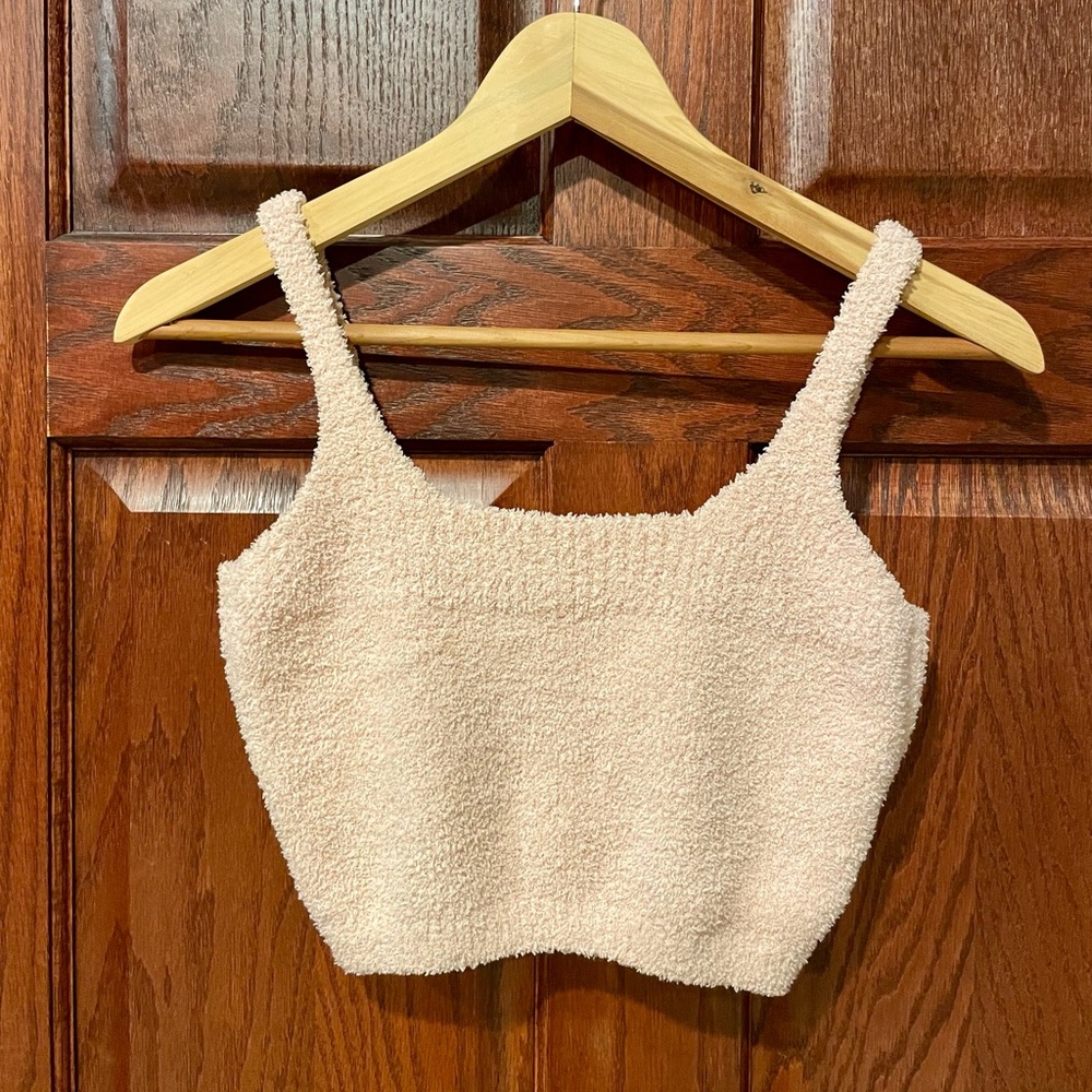 COMFYLUXE SOLID COLOR LUXURY SOFT CROP TOP